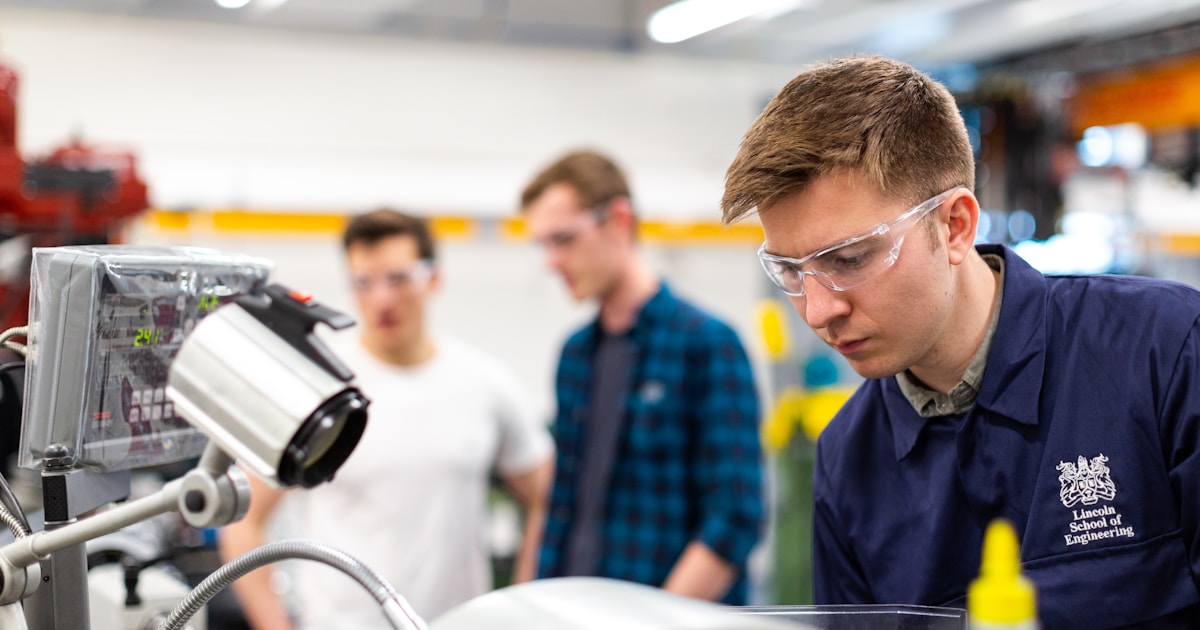 Einsatzplanung Monteure — Team effizient koordinieren